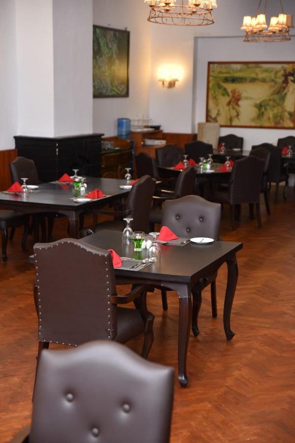 Nuwara Eliya Golf Club Hotel ภายนอก รูปภาพ