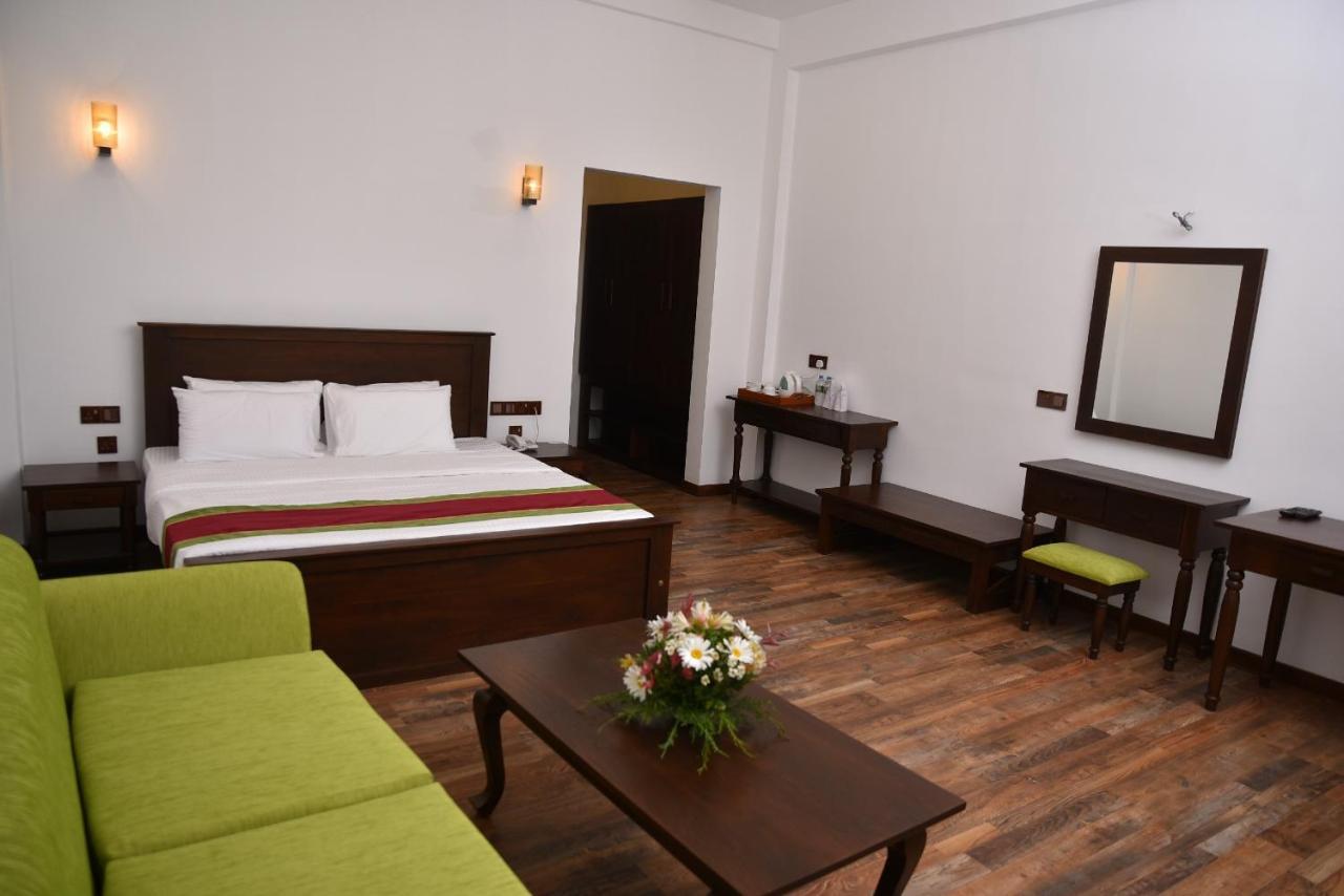 Nuwara Eliya Golf Club Hotel ภายนอก รูปภาพ